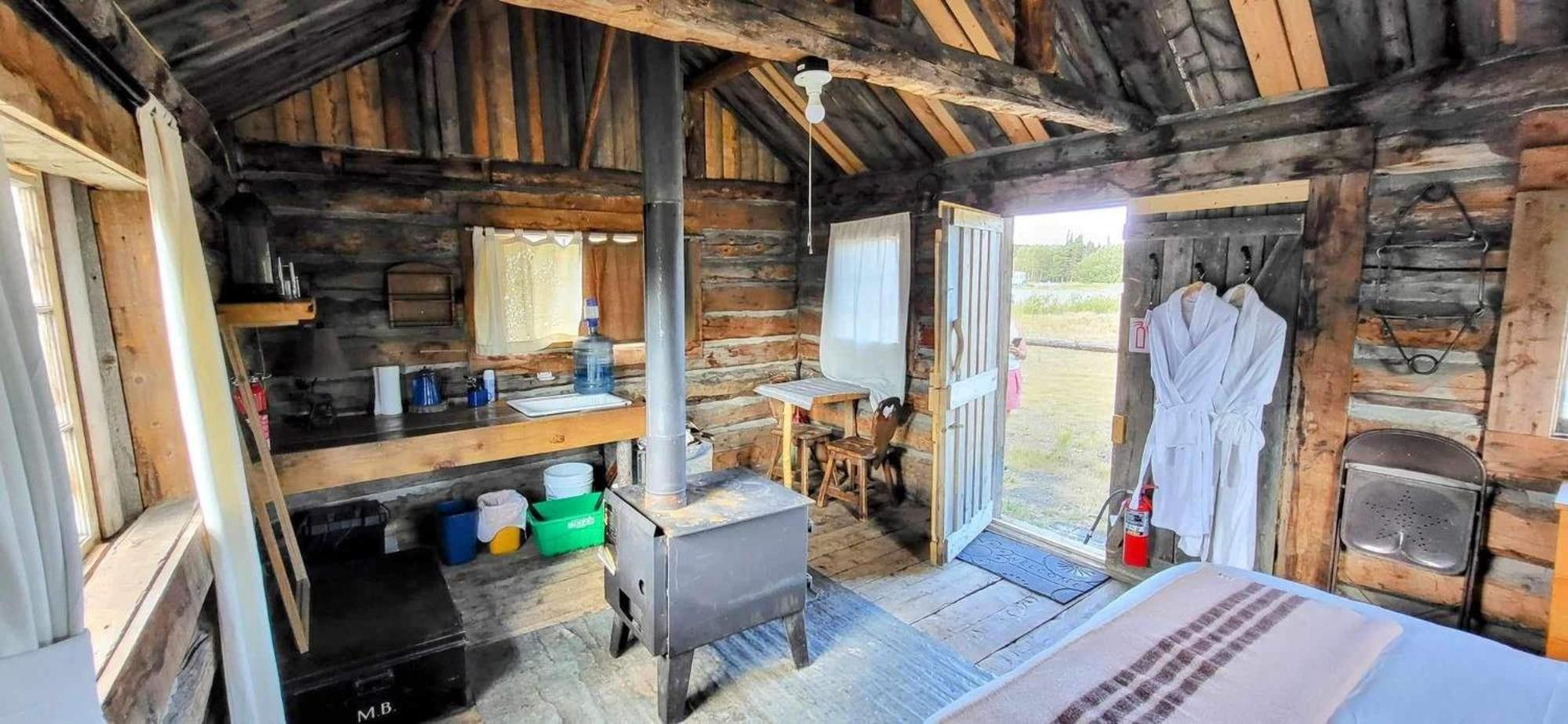 Mount Logan Ecolodge & Retreat Center ヘーンズ・ジャンクション エクステリア 写真