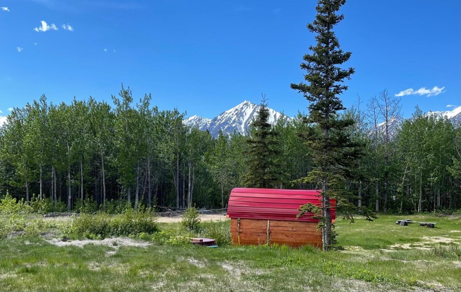 Mount Logan Ecolodge & Retreat Center ヘーンズ・ジャンクション エクステリア 写真